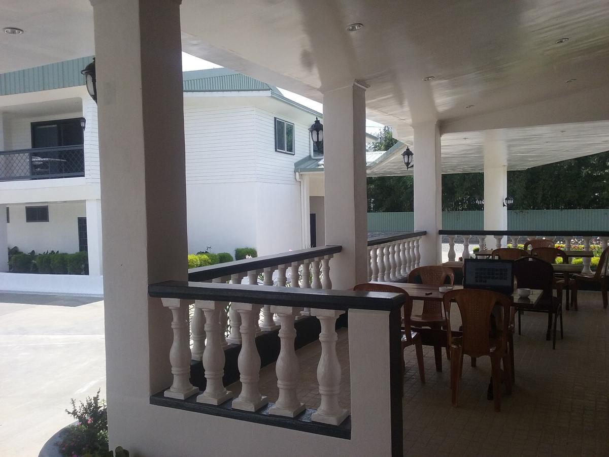 Mcroyal Hotel Mount Hagen Exteriör bild