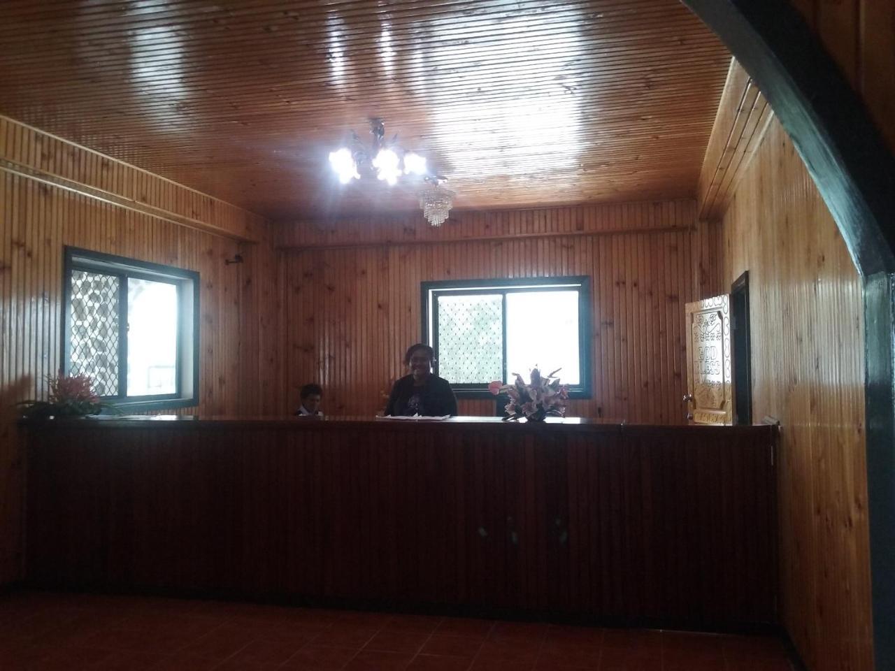 Mcroyal Hotel Mount Hagen Exteriör bild