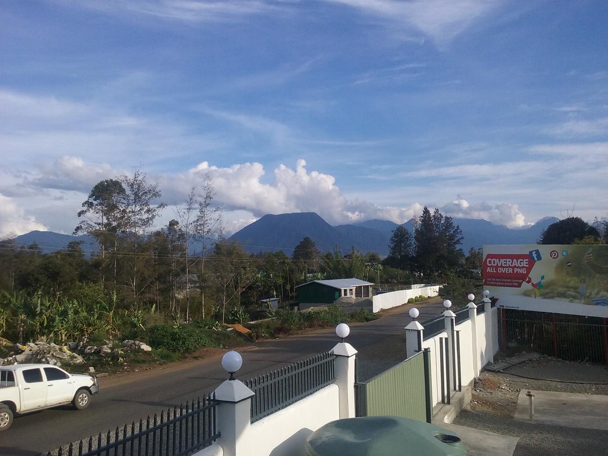Mcroyal Hotel Mount Hagen Exteriör bild