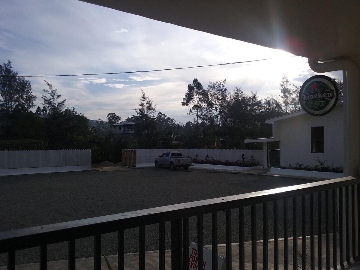 Mcroyal Hotel Mount Hagen Exteriör bild